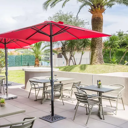 מלון Western Riviera