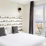 Western Riviera Hotel