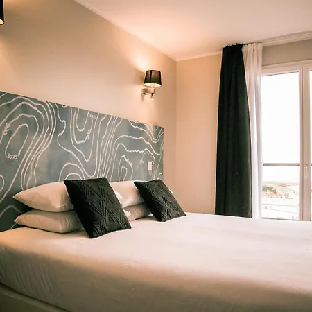 Western Riviera Hotel