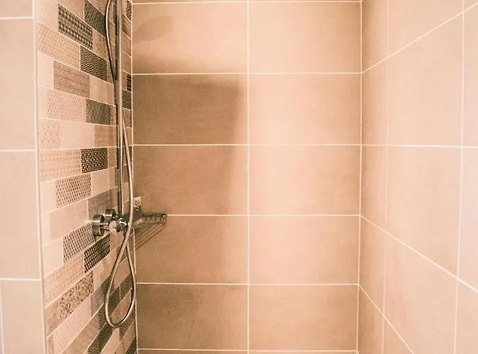 Western Riviera Отель 4*